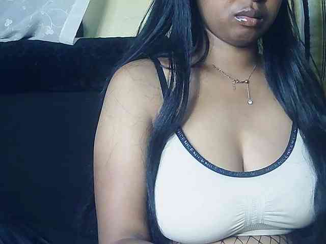 Queenihot webcam