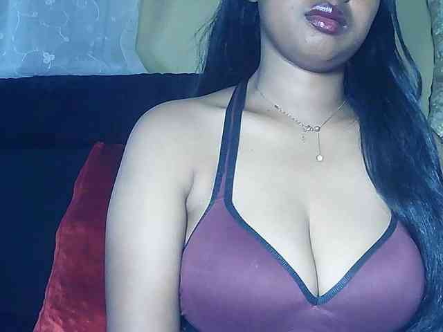 Queenihot webcam