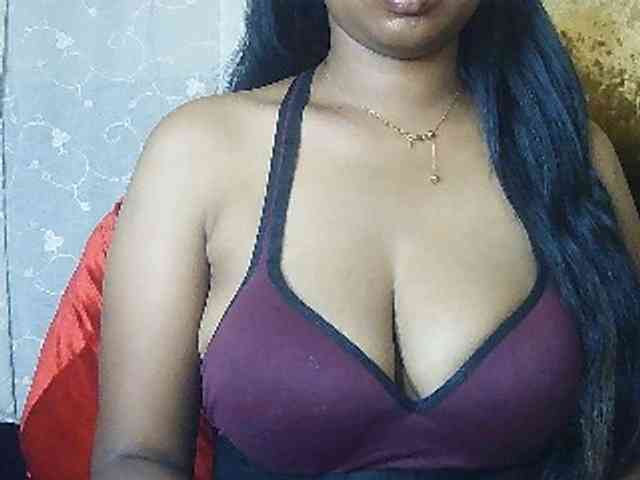 Queenihot webcam