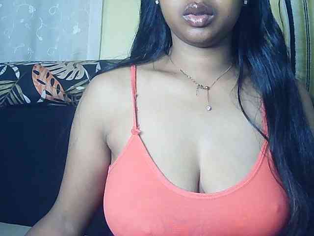 Queenihot webcam