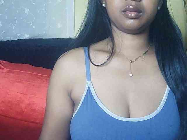 Queenihot webcam
