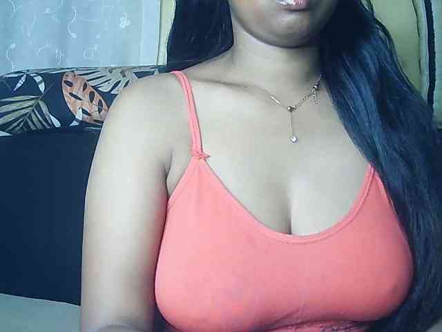 Queenihot webcam