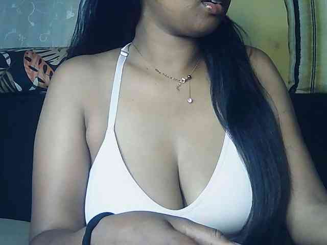 Queenihot webcam