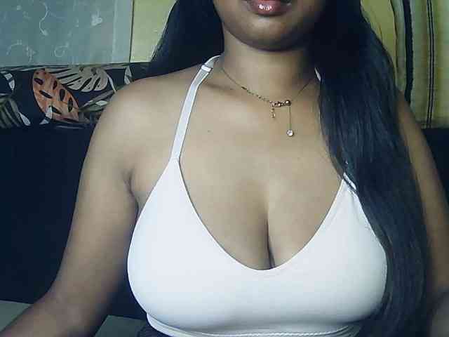 Queenihot webcam
