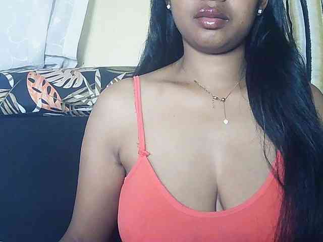 Queenihot webcam