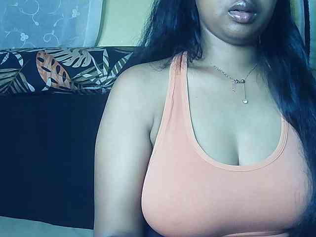 Queenihot webcam