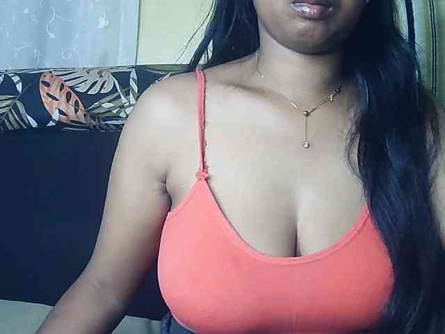 Queenihot webcam