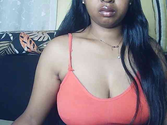 Queenihot webcam