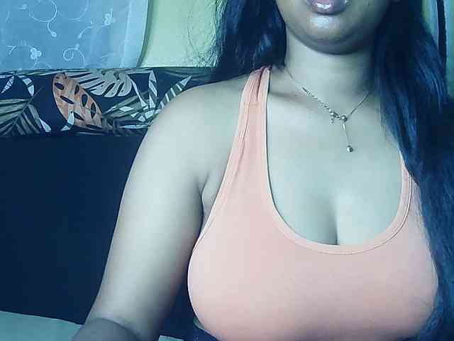Queenihot webcam
