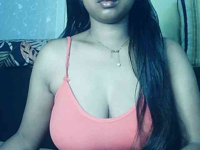 Queenihot webcam