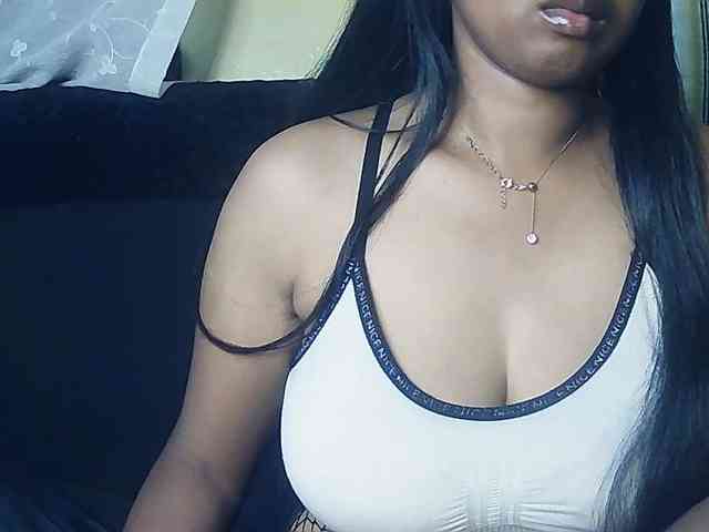 Queenihot webcam