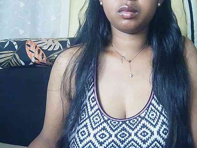 Queenihot webcam