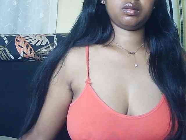 Queenihot webcam