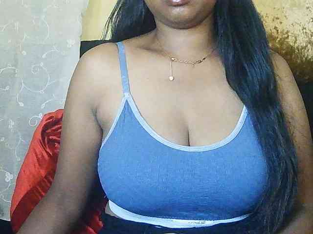 Queenihot webcam