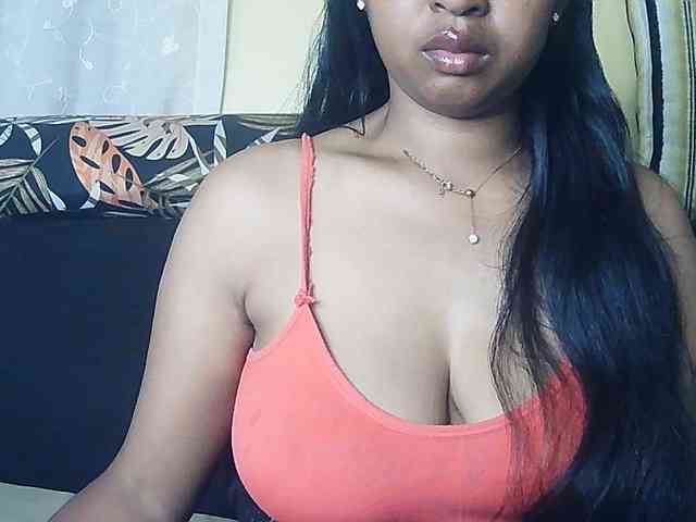Queenihot webcam