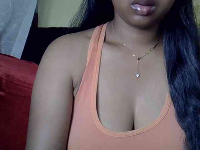 Queenihot webcam