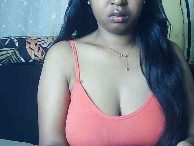 Queenihot webcam