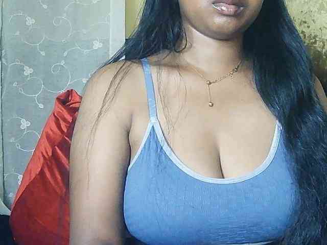Queenihot webcam