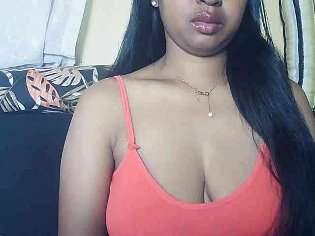 Queenihot webcam