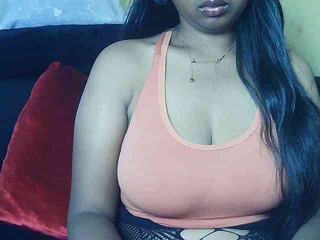 Queenihot webcam