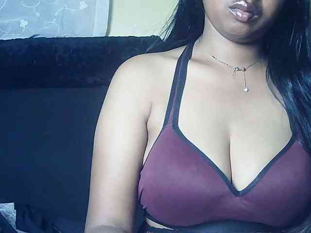 Queenihot webcam