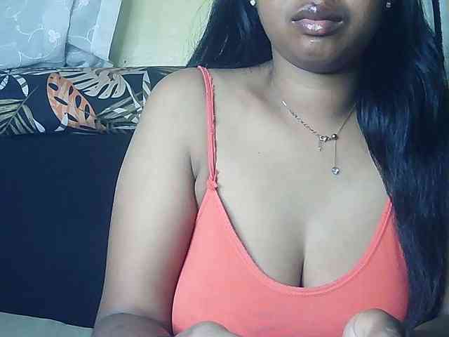 Queenihot webcam