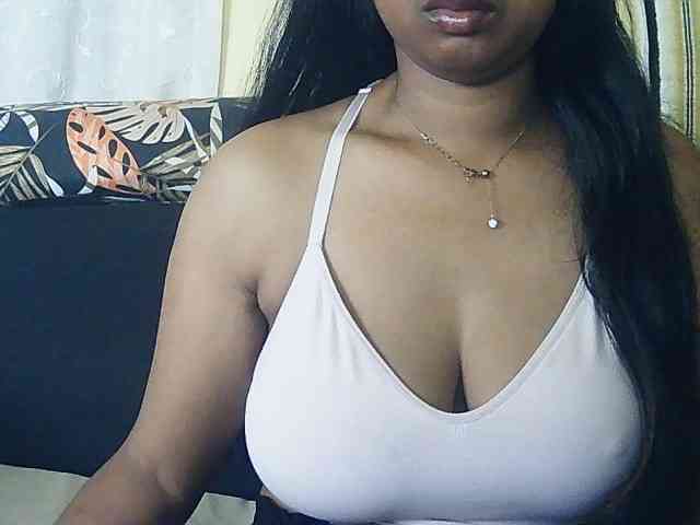 Queenihot webcam