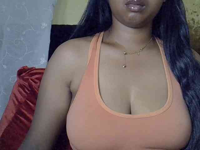 Queenihot webcam
