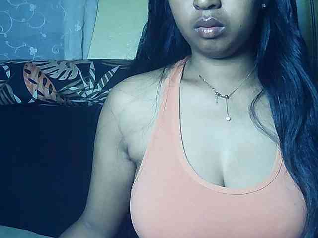 Queenihot webcam