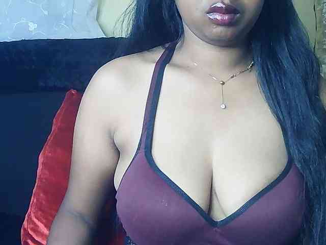 Queenihot webcam