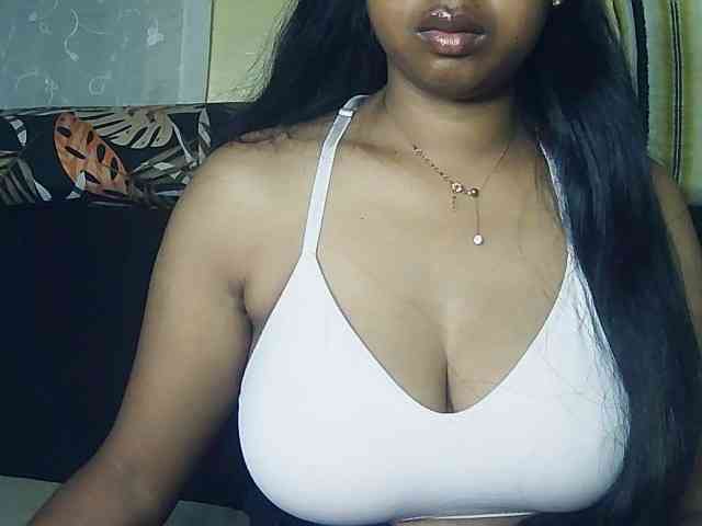 Queenihot webcam