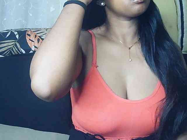 Queenihot webcam