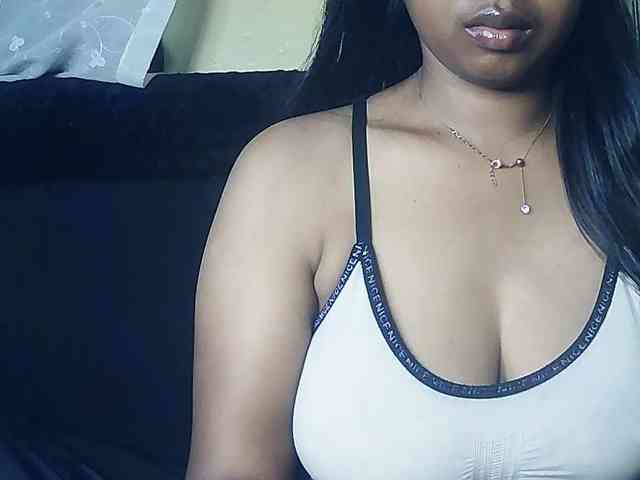 Queenihot webcam