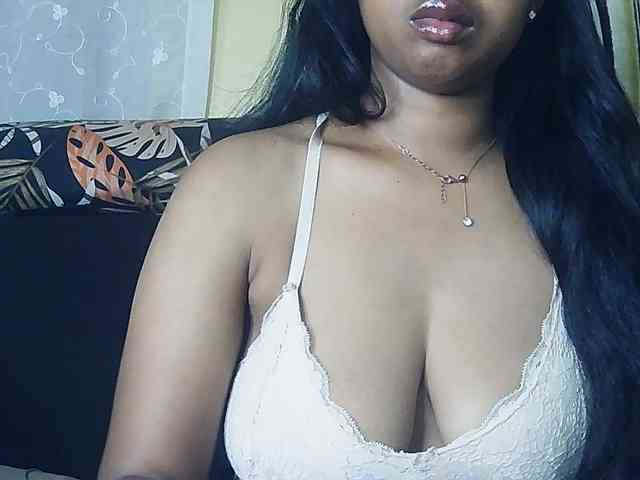 Queenihot webcam