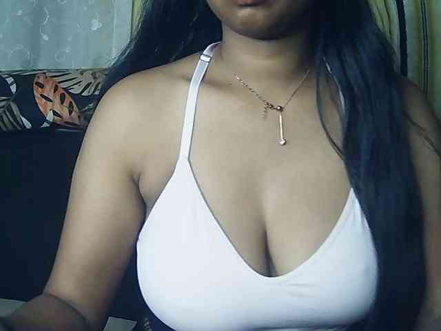Queenihot webcam