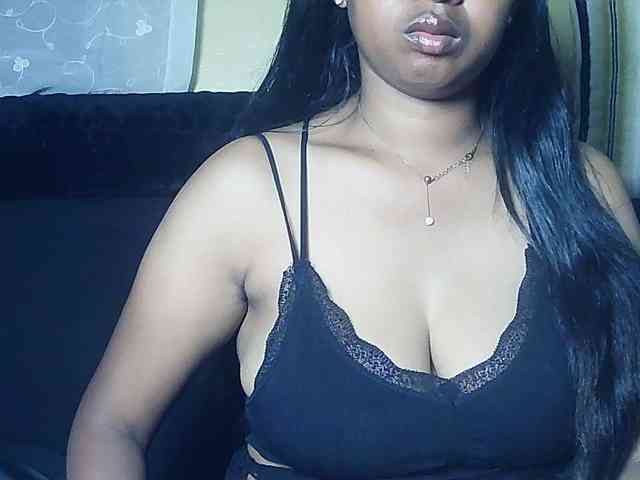 Queenihot webcam
