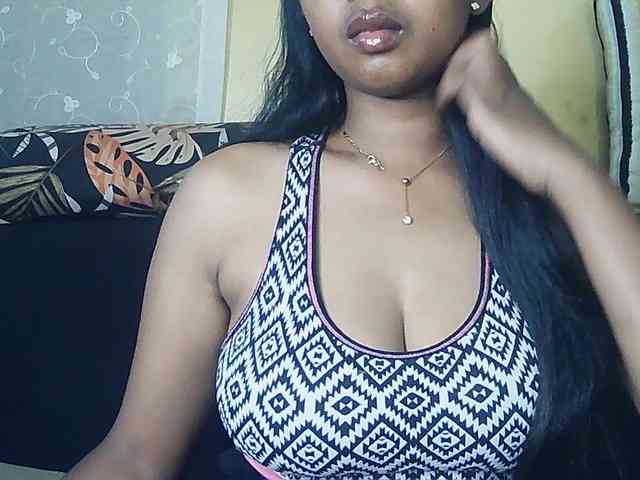 Queenihot webcam
