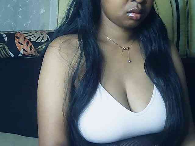 Queenihot webcam