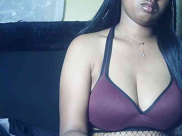 Queenihot webcam