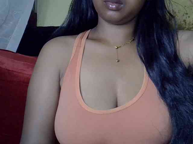 Queenihot webcam