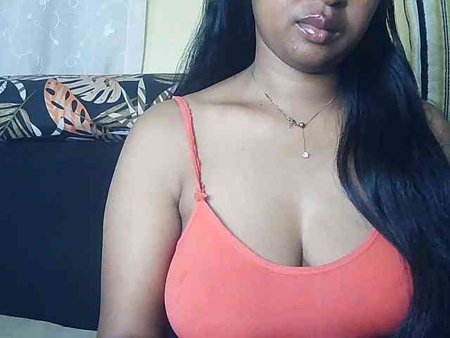 Queenihot webcam