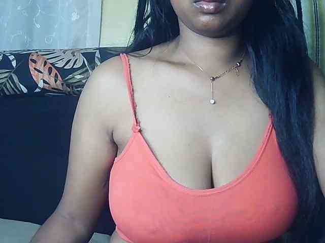Queenihot webcam