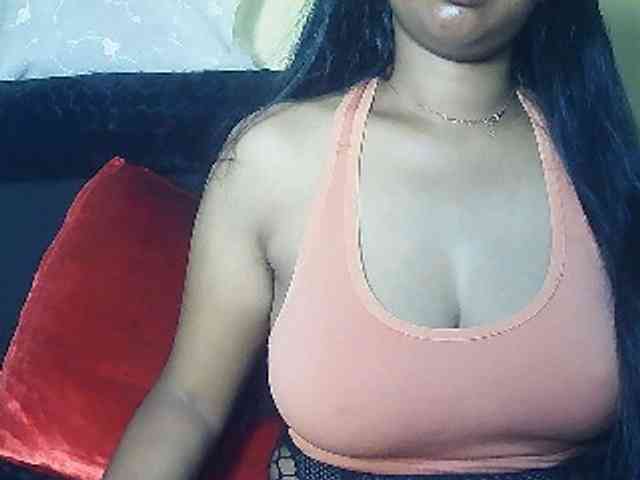 Queenihot webcam