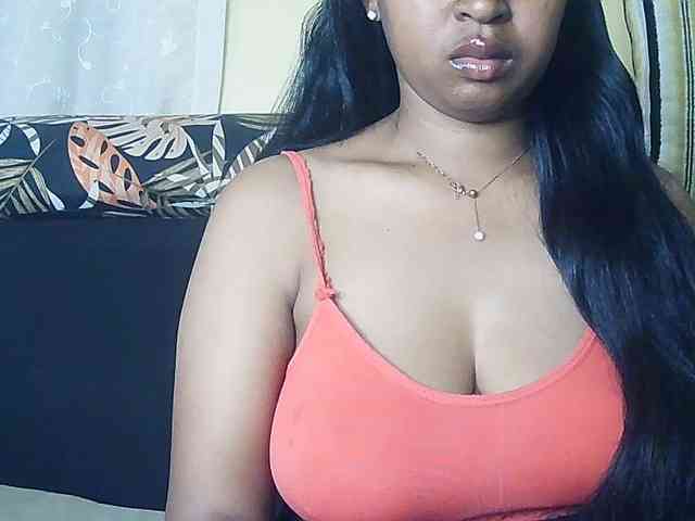 Queenihot webcam