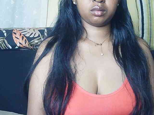 Queenihot webcam