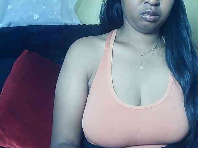 Queenihot webcam