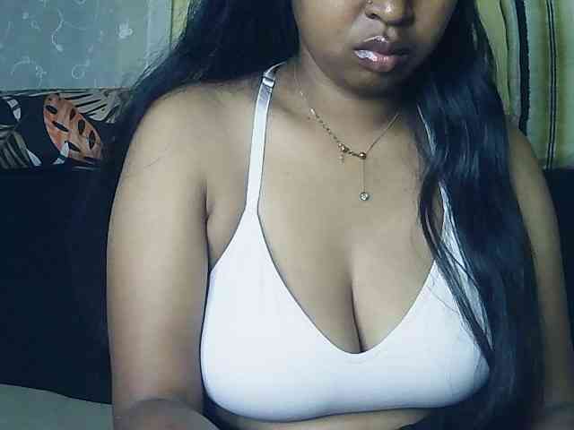 Queenihot webcam