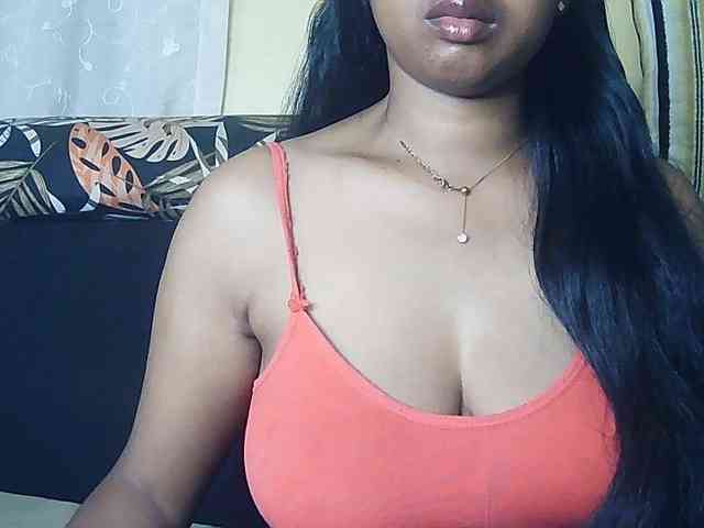 Queenihot webcam