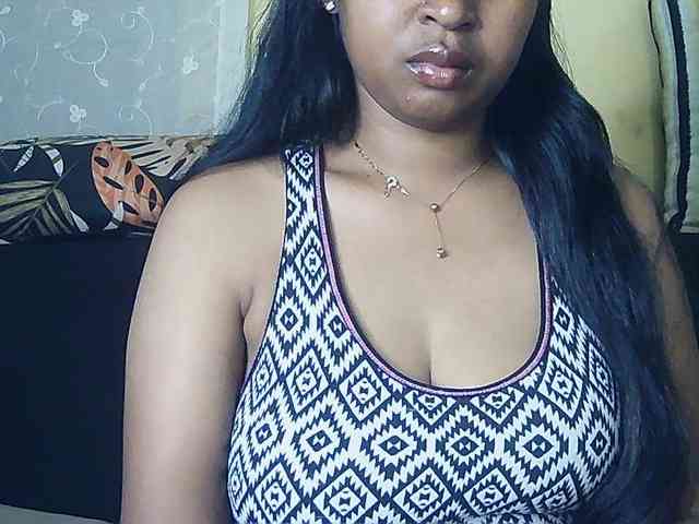 Queenihot webcam