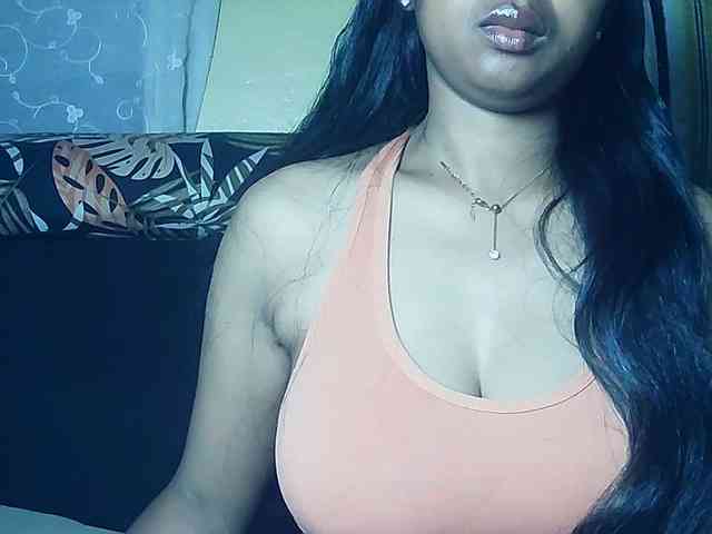 Queenihot webcam